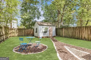 712 E 37th St, Savannah, GA 31401 - Photo 32