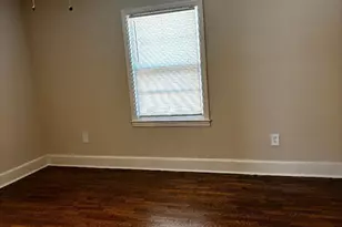 1365 Stewart St, Carrollton, GA 30117 - Photo 4