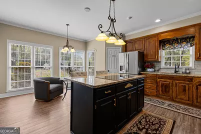 102 Canterbury Drive, Lagrange, GA 30241 - Photo 14