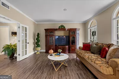 102 Canterbury Drive, Lagrange, GA 30241 - Photo 8