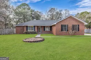 153 Hughes Dr, Midway, GA 31320 - Photo 1