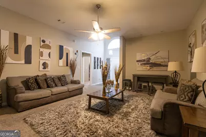 304 Laurel Woods Drive, Warner Robins, GA 31088 - Photo 8