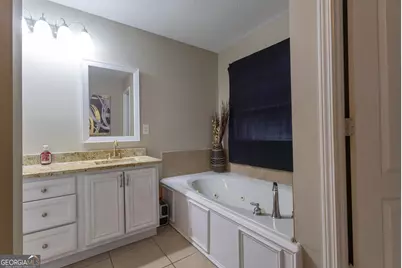 304 Laurel Woods Drive, Warner Robins, GA 31088 - Photo 16