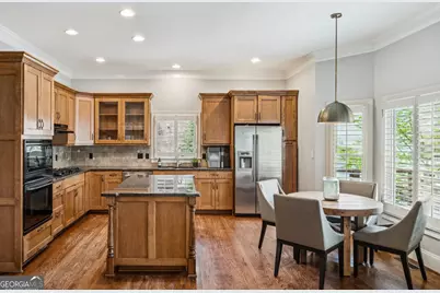 1038 Pine Grove Avenue NE, Brookhaven, GA 30319 - Photo 10