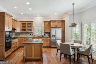 1038 Pine Grove Ave NE, Brookhaven, GA 30319 - Photo 10