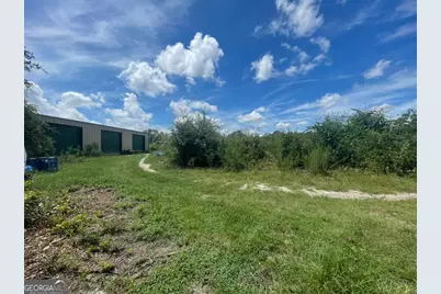 391 South Forks, Screven, GA 31560 - Photo 4