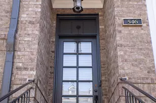 546 Sarabrook Pl, Sandy Springs, GA 30342 - Photo 2