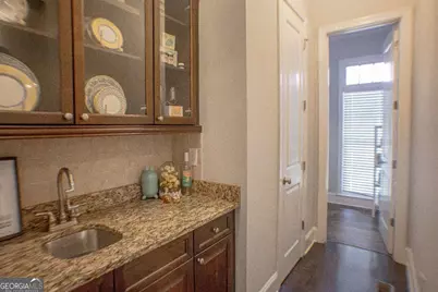 546 Sarabrook Place, Sandy Springs, GA 30342 - Photo 18