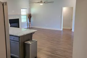 319 Gibson Cir, Kathleen, GA 31047 - Photo 14