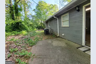 14 Candlewood Terrace #2, Winder, GA 30680 - Photo 8