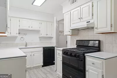 393 Promenade Court SW, Marietta, GA 30064 - Photo 12