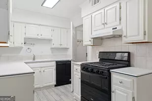 393 Promenade Ct SW, Marietta, GA 30064 - Photo 12