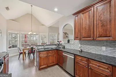 1330 Primrose Park Road, Sugar Hill, GA 30518 - Photo 18
