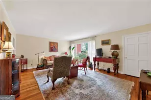 827 Pinetree Dr, Decatur, GA 30030 - Photo 8