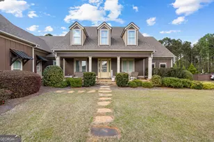 55 Northwynn Dr, Sharpsburg, GA 30277 - Photo 2