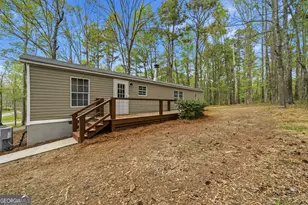 279 Possum Point Dr, Eatonton, GA 31024 - Photo 2