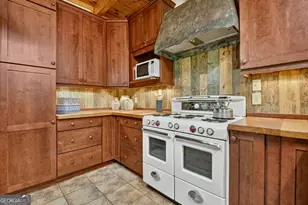 396 Dover Falls Trail, Ellijay, GA 30540 - Photo 14