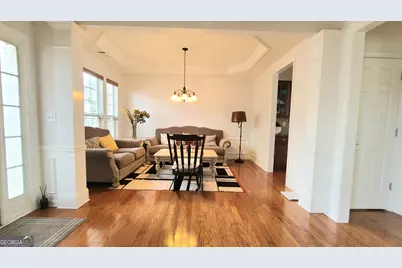 715 Earlham Drive, Suwanee, GA 30024 - Photo 2