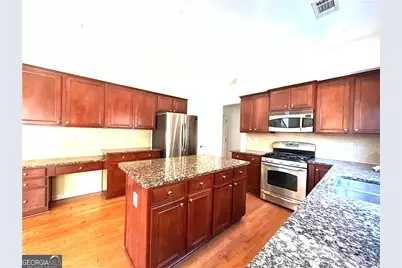 715 Earlham Drive, Suwanee, GA 30024 - Photo 8