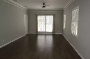 3761 Ashford Dunwoody Rd NE, Atlanta, GA 30319 - Photo 4