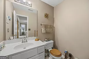 1835 Barrington Overlook NW, Marietta, GA 30066 - Photo 10