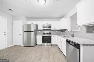 1585 Keystone Dr, Conley, GA 30288 - Photo 4