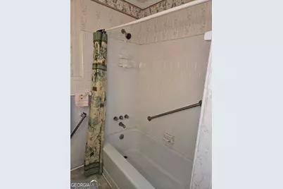 101 Skyline Drive, Barnesville, GA 30204 - Photo 14