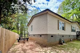 488 Lake Cir, Newnan, GA 30263 - Photo 4