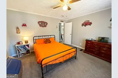 488 Lake Cir, Newnan, GA 30263 - Photo 16