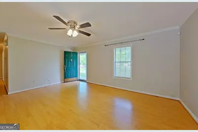 565 S Oaks Courts, Waycross, GA 31503 - Photo 6