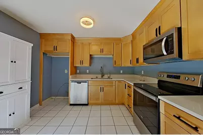 565 S Oaks Courts, Waycross, GA 31503 - Photo 10