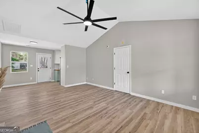 149 Bonnies Way, Jenkinsburg, GA 30234 - Photo 8