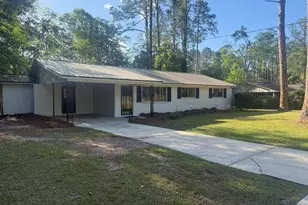 147 Greenwood St, Jesup, GA 31545 - Photo 1