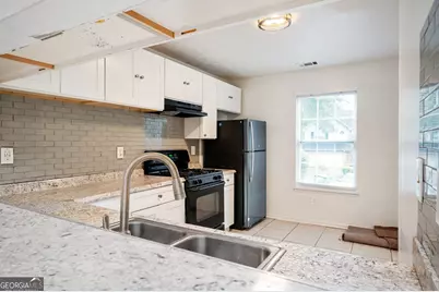 725 Oak Drive, Hapeville, GA 30354 - Photo 8