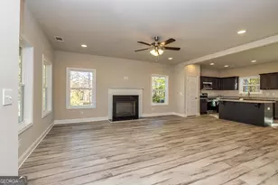 8890 Blackhall Rd, Jonesboro, GA 30236 - Photo 14