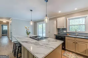 2396 Elmwood Cir SE, Smyrna, GA 30080 - Photo 10