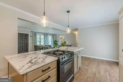 2396 Elmwood Circle SE, Smyrna, GA 30080 - Photo 14