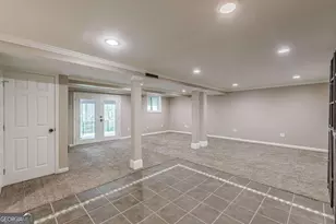 2396 Elmwood Cir SE, Smyrna, GA 30080 - Photo 36
