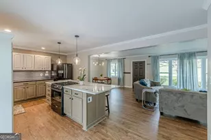 2396 Elmwood Cir SE, Smyrna, GA 30080 - Photo 8