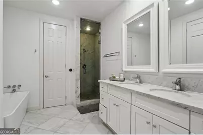 5684 River Oaks Place NW, Atlanta, GA 30327 - Photo 10