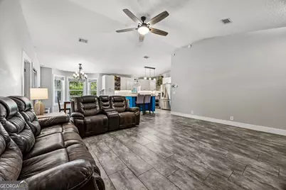 116 Honeysuckle Road, Kingsland, GA 31548 - Photo 8