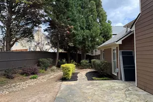 2520 Green Meadow Way, Cumming, GA 30041 - Photo 8