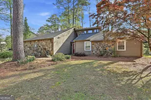 120 Burnham Rise, Peachtree City, GA 30269 - Photo 2