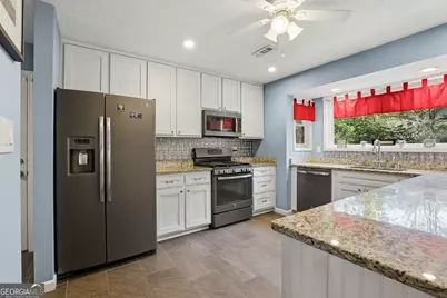 120 Burnham Rise, Peachtree City, GA 30269 - Photo 12