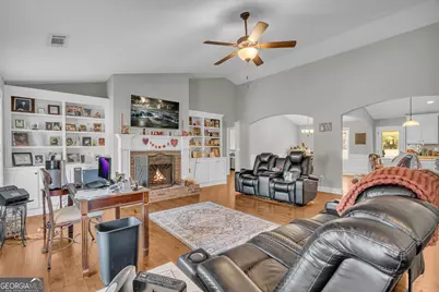 201 Poppyfield Farm Drive, Good Hope, GA 30641 - Photo 8