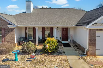 201 Poppyfield Farm Drive, Good Hope, GA 30641 - Photo 4