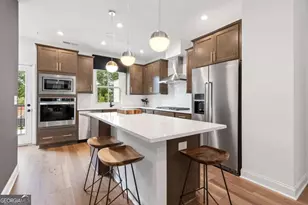 2576 Astaire Ct, Atlanta, GA 30318 - Photo 12