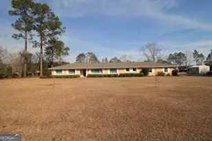 3169 Golden Isle E Pkwy, Baxley, GA 31513 - Photo 1