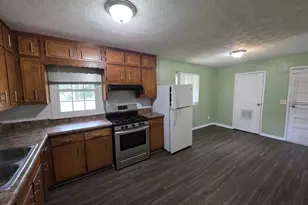 707 Battle Creek Rd, Jonesboro, GA 30236 - Photo 6