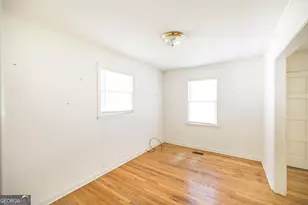 2815 Horseshoe Dr, Macon, GA 31211 - Photo 4